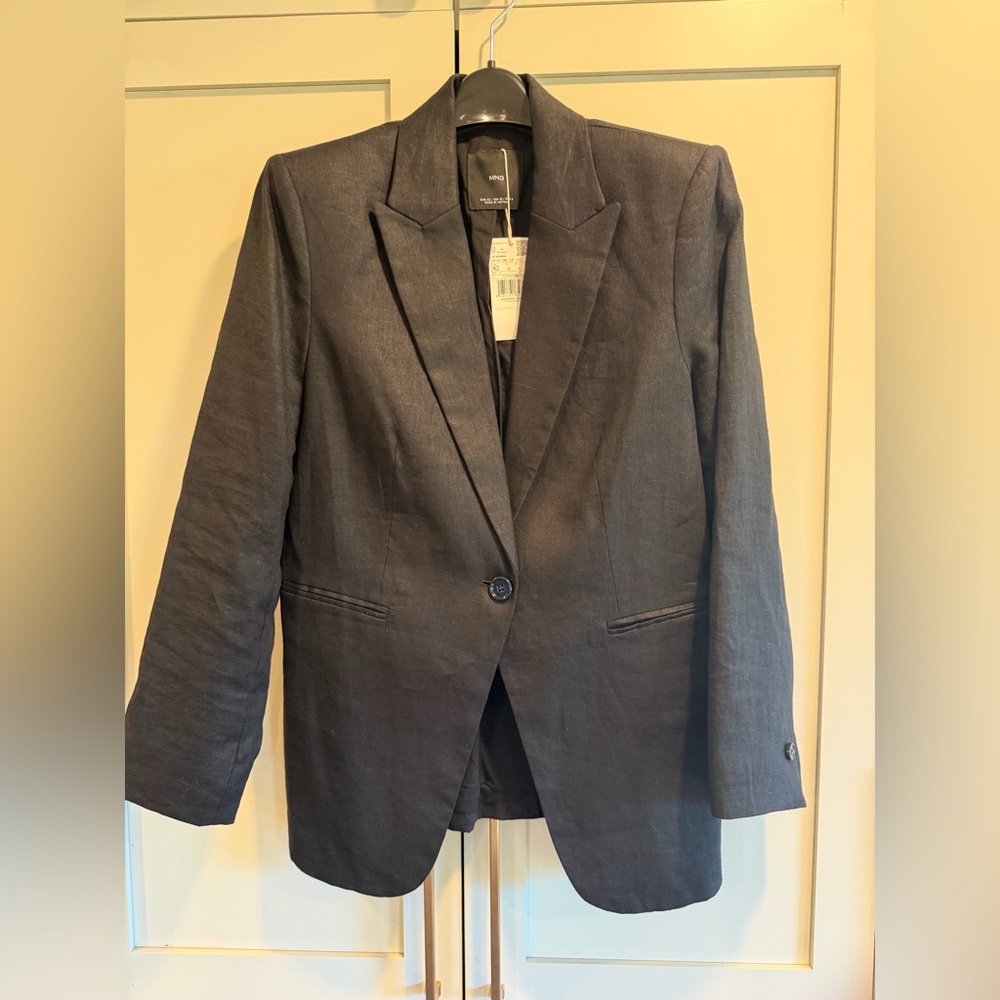 NWT - Mango Modern Black Linen Blazer - 10